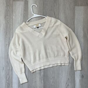 Le Mont St Michel 100% merino wool V Neck Crop Sweater Cream (s) quiet luxury